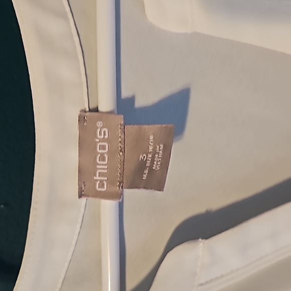 Chicos sleeveless blouse, size 3 - Picture 3 of 3